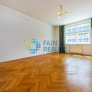 Pronájem bytu 2+1 67 m² Praha, Evropská