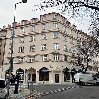 Prodej bytu 3+kk 125 m&sup2; Praha