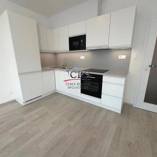 Pronájem bytu 2+kk 54 m² Praha, Uhříněves