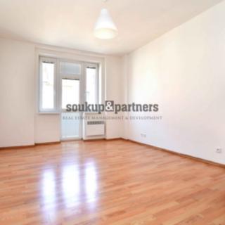 Pronájem bytu 2+kk 47 m² Praha