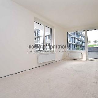 Pronájem bytu 2+kk 61 m² Praha, Thomasova