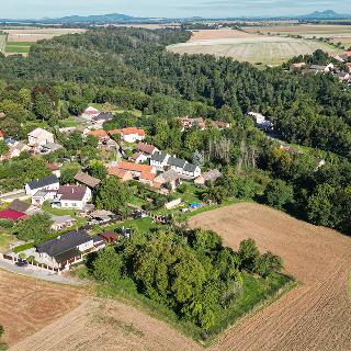 Prodej stavební parcely 1 120 m² Velké Všelisy, 