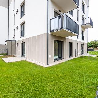 Prodej bytu 2+kk 56 m² Slaný, U Benaru