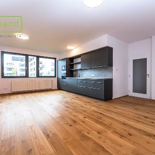 Prodej bytu 3+kk 82 m² Horoměřice, Karla IV.