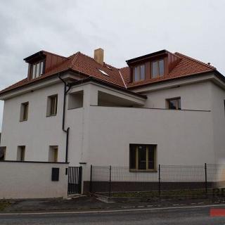 Prodej bytu 2+kk 90 m² Řevničov