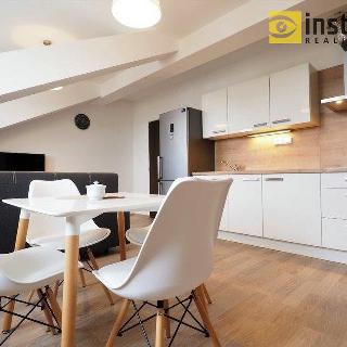 Prodej bytu 3+kk 73 m² Písek, Pražská