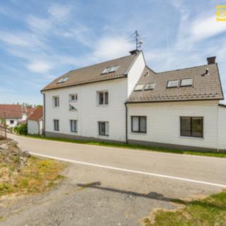Prodej rodinného domu 241 m² Hoslovice