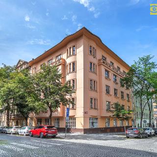 Prodej bytu 3+1 80 m² Praha, Hájkova