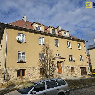 Prodej bytu 2+1 48 m² Teplá, Školní