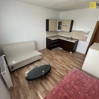 Pronájem bytu 1+kk a garsoniéry 22 m² Bezdružice, Na Sídlišti