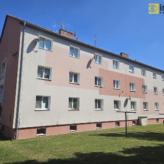 Pronájem bytu 1+1 35 m² Tlučná, V Rybníčkách