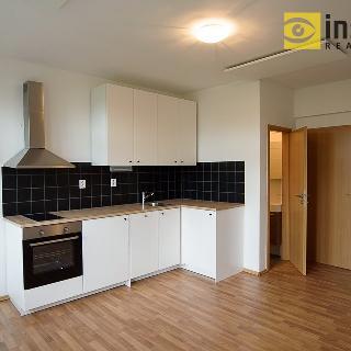 Pronájem bytu 1+kk a garsoniéry 29 m² Plzeň, Masarykova