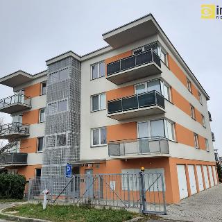 Pronájem bytu 2+kk 52 m² Plzeň, Valtická