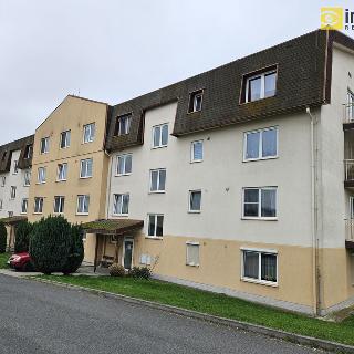 Pronájem bytu 2+1 64 m² Tlučná, Na Čampuli