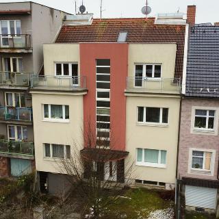 Pronájem bytu 1+1 40 m² Plzeň, Jugoslávská