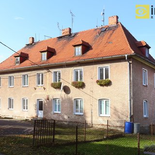 Prodej bytu 3+1 93 m² Horšovský Týn, Smetanovo náměstí