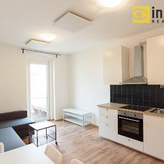 Prodej bytu 2+kk 45 m² Plzeň, Plovární