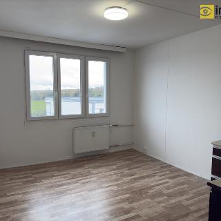 Pronájem bytu 1+kk a garsoniéry 22 m² Bezdružice, Na Sídlišti