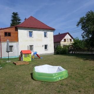 Prodej rodinného domu 300 m² Jestřebí, 