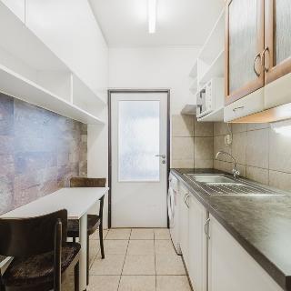 Pronájem bytu 1+kk, garsoniery 29 m² Otrokovice