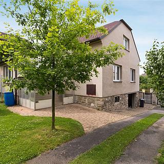 Prodej rodinného domu 180 m&sup2; Jindřichův Hradec
