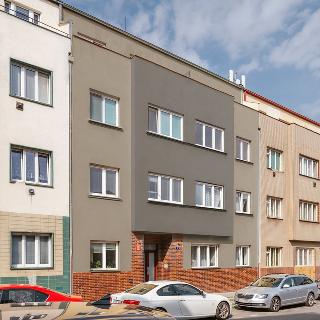 Prodej bytu 2+kk 35 m² Praha