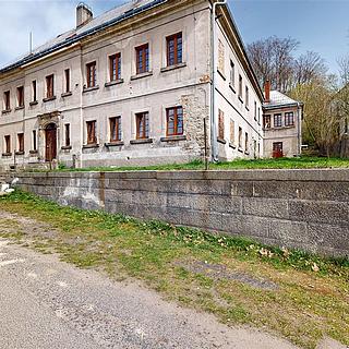 Prodej činžovního domu 1570 m&sup2; Mikulášovice