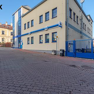Pronájem kanceláře 310 m&sup2; Litvínov