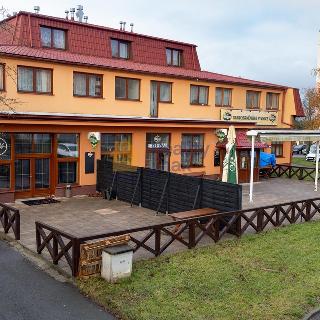 Prodej hotelu a penzionu 1 094 m² Bystřice nad Pernštejnem, Hornická