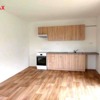 Pronájem bytu 2+kk 48 m² Dražice