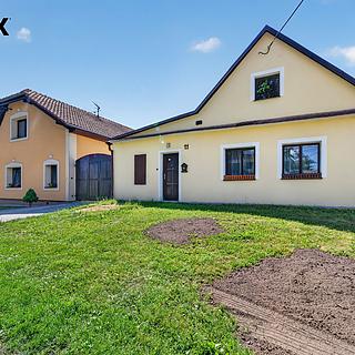 Prodej rodinného domu 110 m&sup2; Zálší