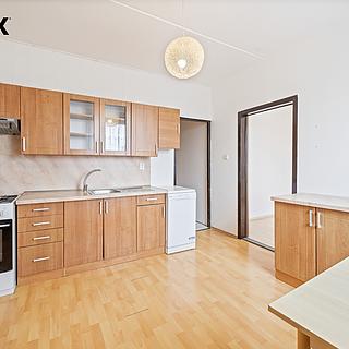 Prodej bytu 3+1 66 m&sup2; Jindřichův Hradec