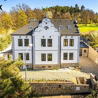 Prodej rodinného domu 550 m&sup2; Volyně