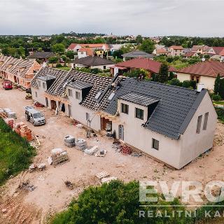 Prodej bytu 4+kk 153 m² Chlumec nad Cidlinou, 