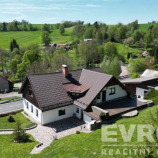 Prodej rodinného domu 460 m² Roprachtice