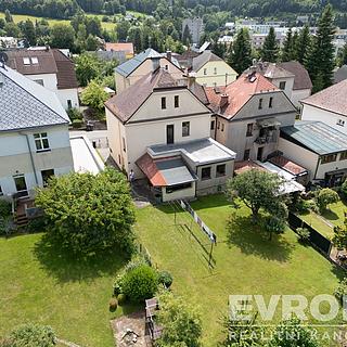 Prodej rodinného domu 270 m&sup2; Trutnov