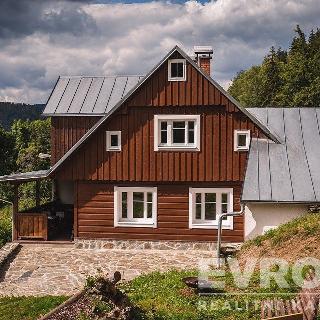 Prodej chalupy 200 m² Jablonec nad Jizerou, 