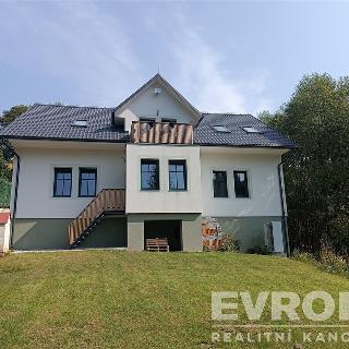 Pronájem bytu 1+1 38 m² Vrchlabí, Peklo