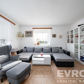 Prodej bytu 2+1 72 m&sup2; Stará Paka