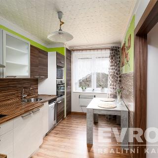 Prodej bytu 3+1 67 m² Prosečné