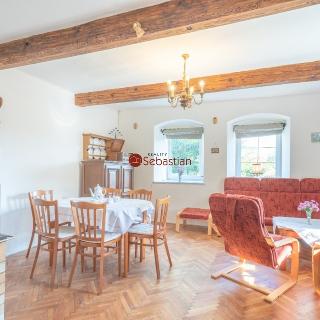 Prodej rodinného domu 180 m² Jeníkovice, 