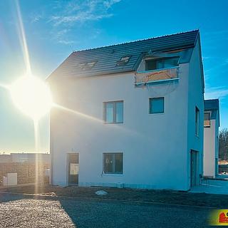 Pronájem rodinného domu 120 m&sup2; Brno