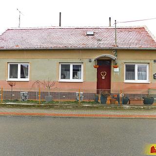 Prodej rodinného domu 90 m&sup2; Dobšice