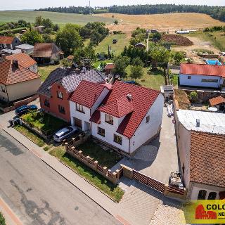 Prodej rodinného domu 232 m² Zakřany, 