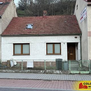 Prodej rodinného domu 72 m² Oslavany, 