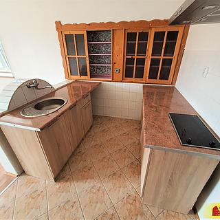 Pronájem bytu 2+kk 64 m&sup2; Studnice