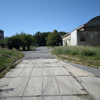 Pronájem skladu 420 m² Panenské Břežany, 