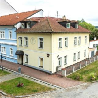 Prodej hotelu, penzionu 313 m² Protivín