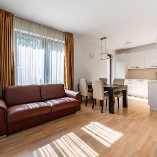 Prodej bytu 2+kk 53 m² Praha, 