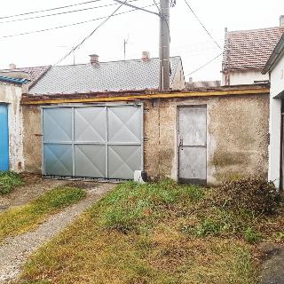 Prodej garáže 26 m² Kladno, 